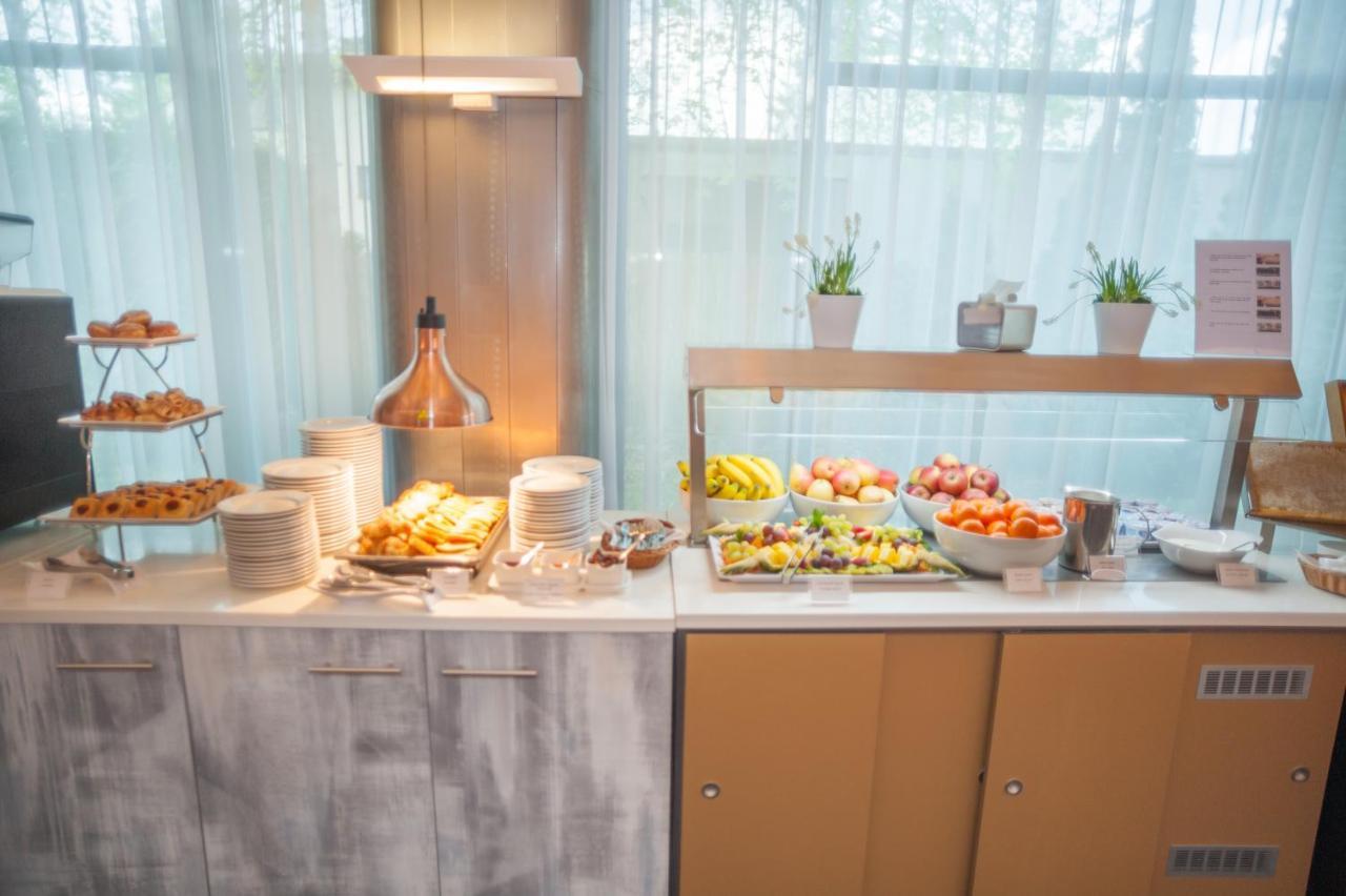 Express Krakow Hotel Ngoại thất bức ảnh