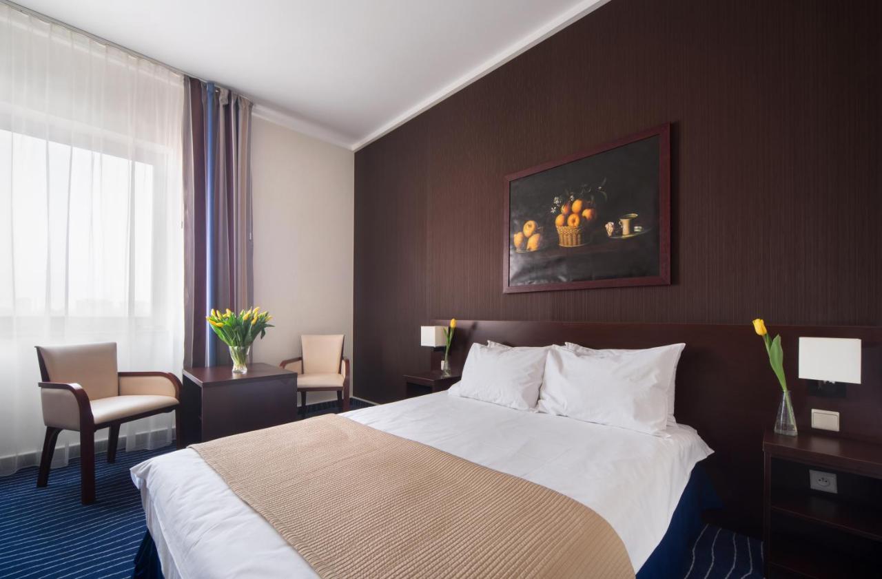 Express Krakow Hotel Ngoại thất bức ảnh