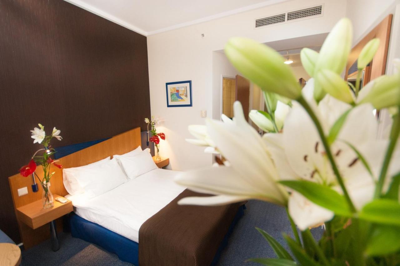 Express Krakow Hotel Ngoại thất bức ảnh