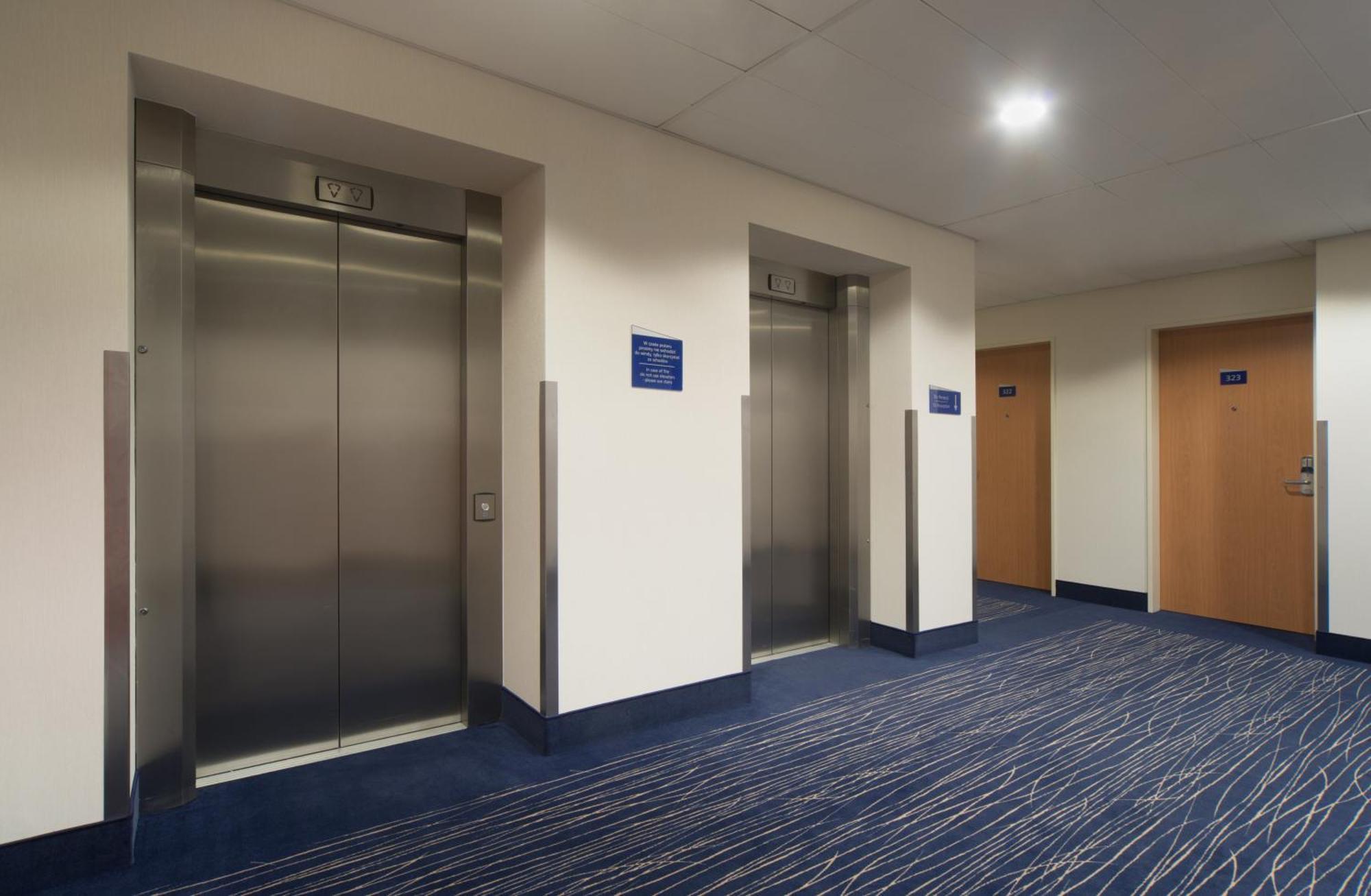 Express Krakow Hotel Ngoại thất bức ảnh